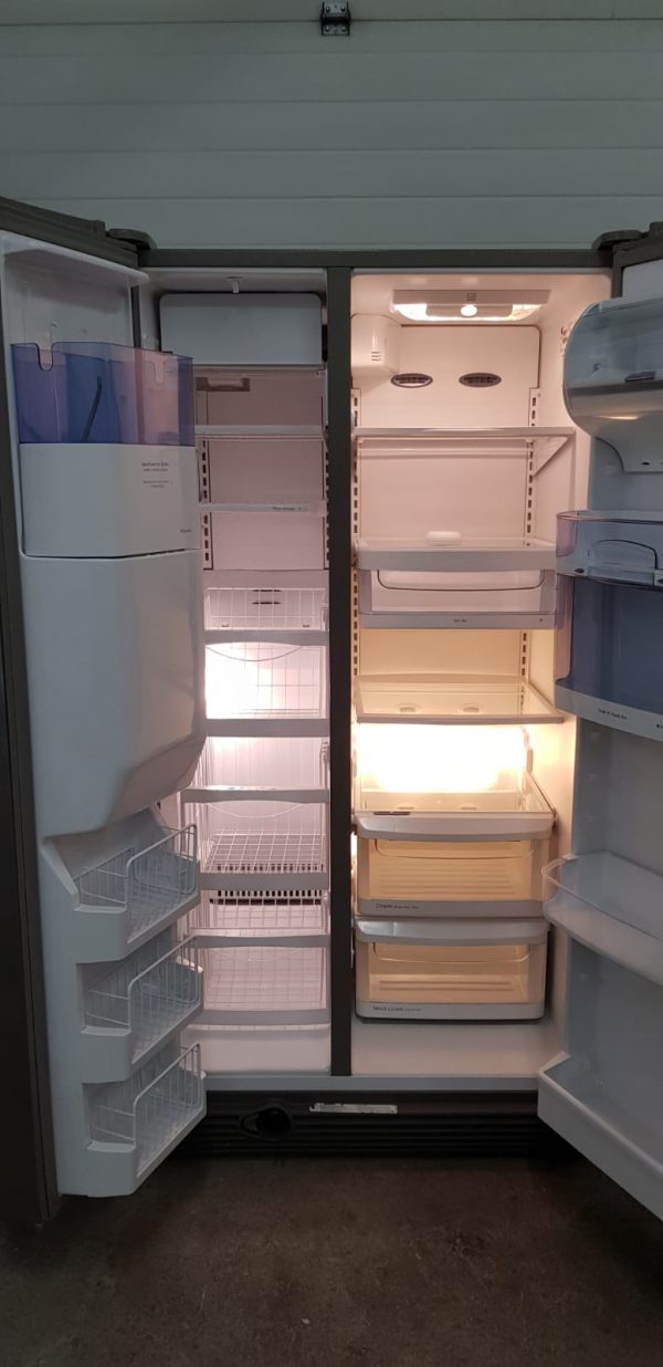 Refrigerator Kenmore 106.587038