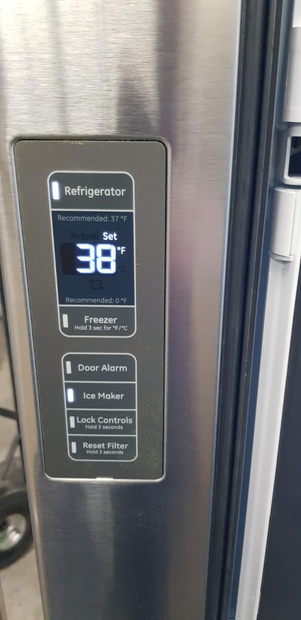 Refrigerator GE *** Counter Depth