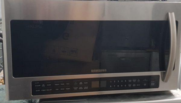 New Microwaves Samsung Me21m706bas