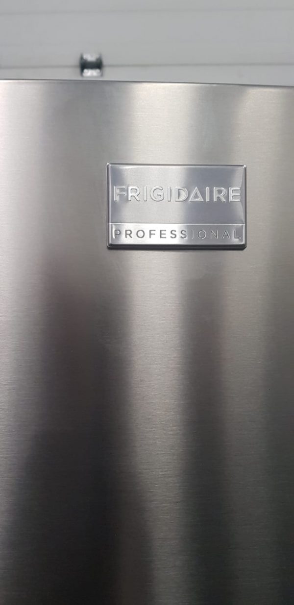 Refrigerator Frigidaire Fphb2899pf6a