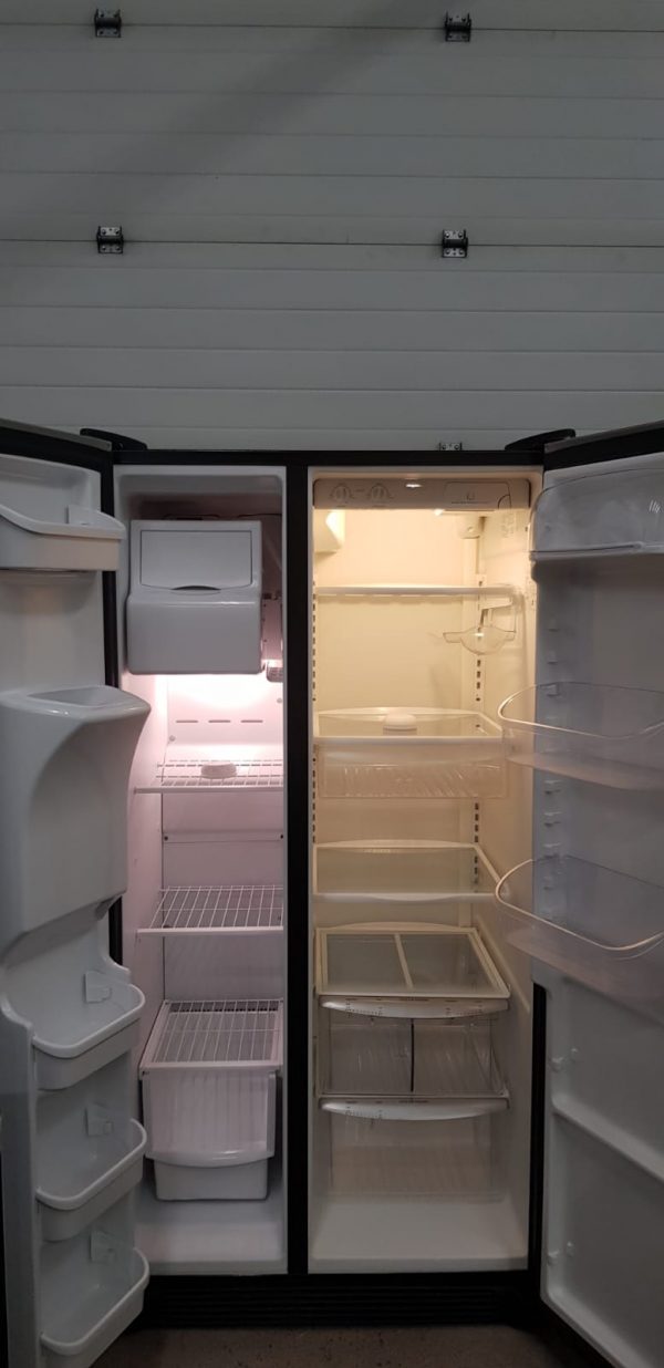 Refrigerator Frigidaire Frs6hf55ks0