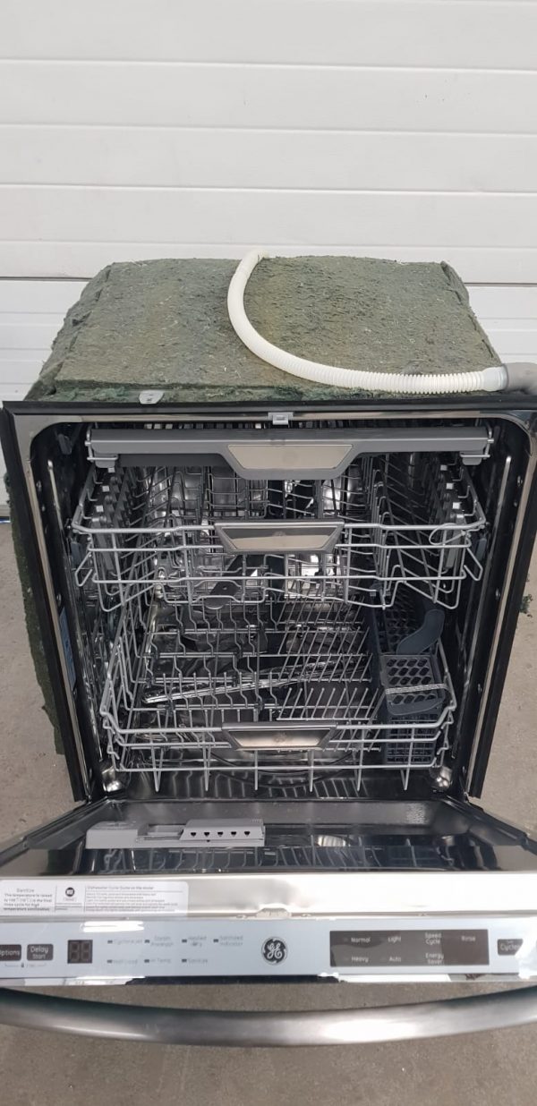 New Dishwasher Ge- No Scratches, No Dents - Pdt660ssf2ss