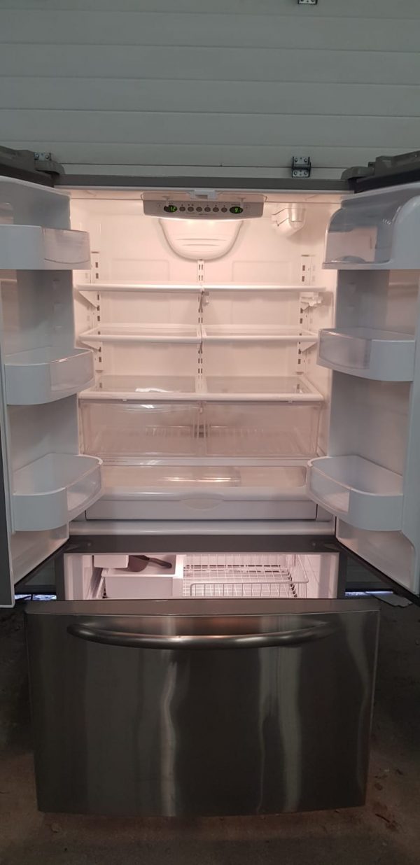 Refrigerator Maytag  - Mfd2562vem0