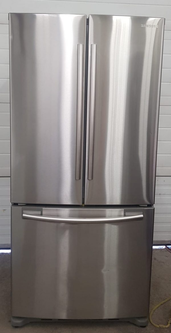 Refrigerator Counter Depth - Samsung Rf18hfenbsr