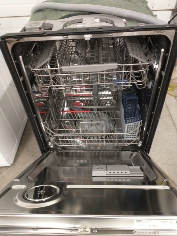 Dishwasher - Samsung Dw80k5050us
