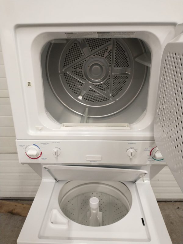 Used Laundry Center  Frigidaire Mex731cfs1