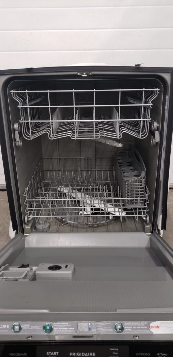 Dishwasher - Frigidaire *****