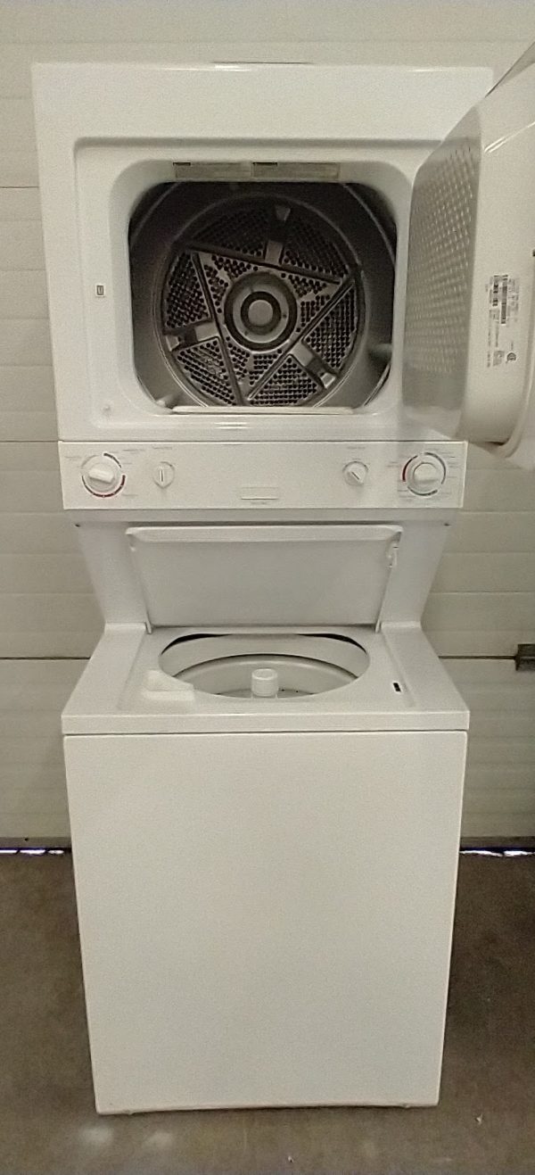 Laundry Center Frigidaire - Mex731cas3