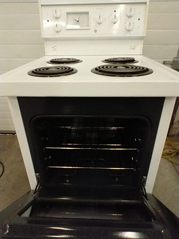 ELECTRICAL STOVE GE GRMF2150SM-6  -  APARTMENT SIZE