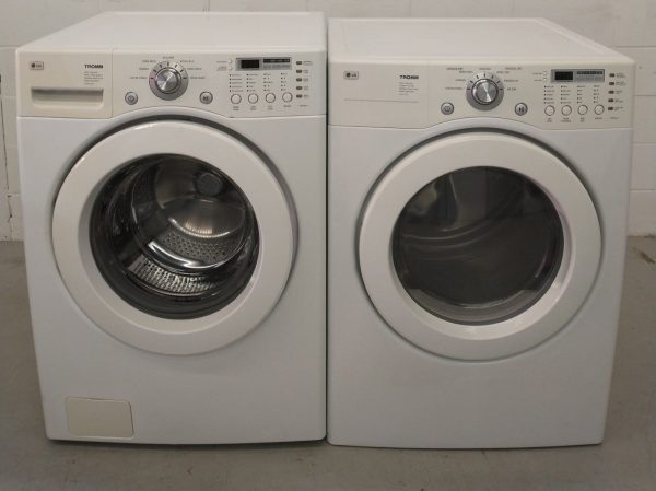 SET LG WASHER WM2077CW AND DRYER DLE3777W