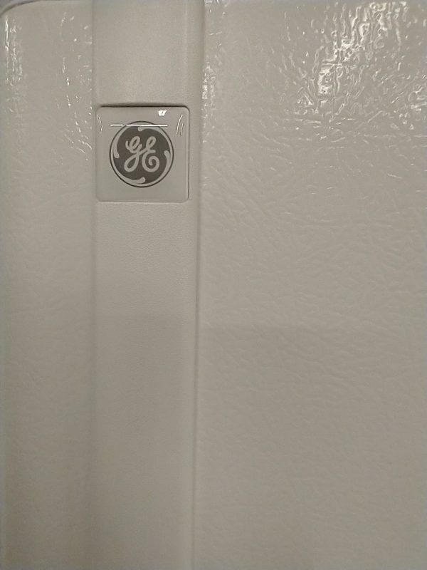 Refrigerator - GE Gts18ibrfrww
