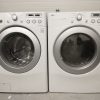 SET WHIRLPOOL - APARTMENT SIZE WASHER WFC7500VW2 AND DRYER YWED7500VW