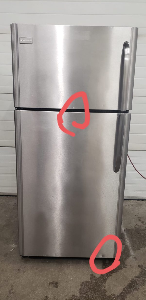 Refrigerator - Frigidaire Cfht1843lw1