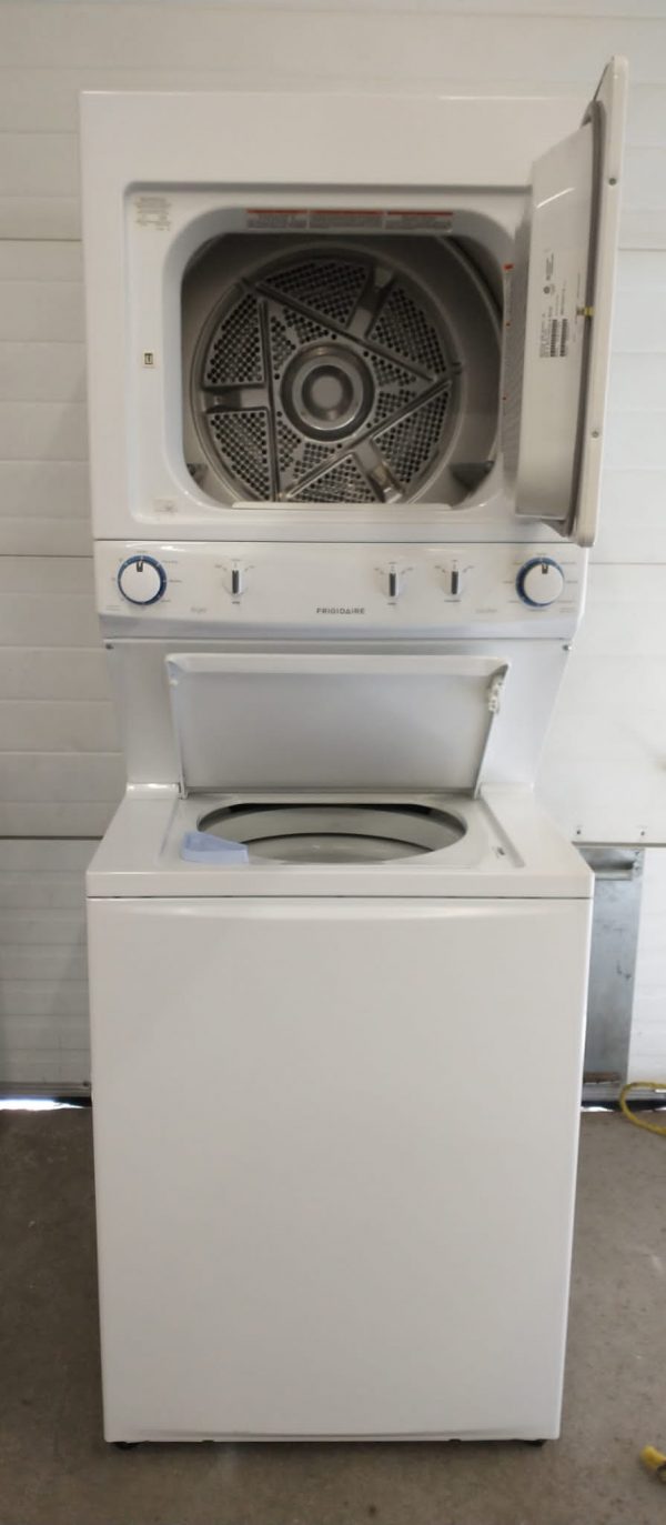 Laundry Center Frigidaire Ffle39c1qw0