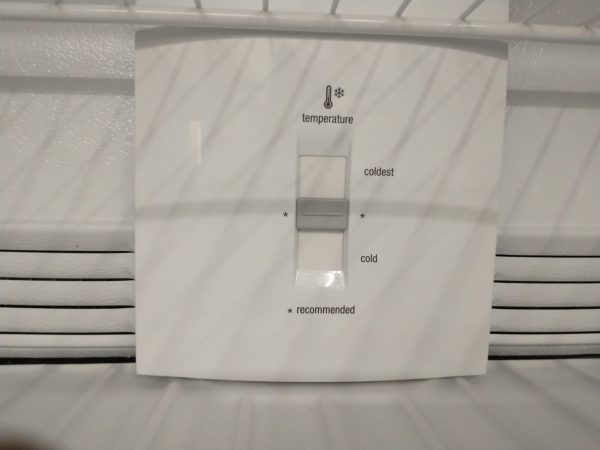 Refrigerator - Frigidaire Ffht1621tb1