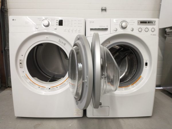 SET LG - WASHER WM2250CW AND DRYER DLE2516W