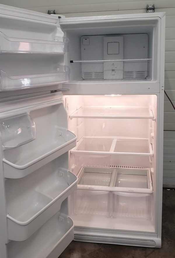 Refrigerator - Frigidaire Ffht1831qp1