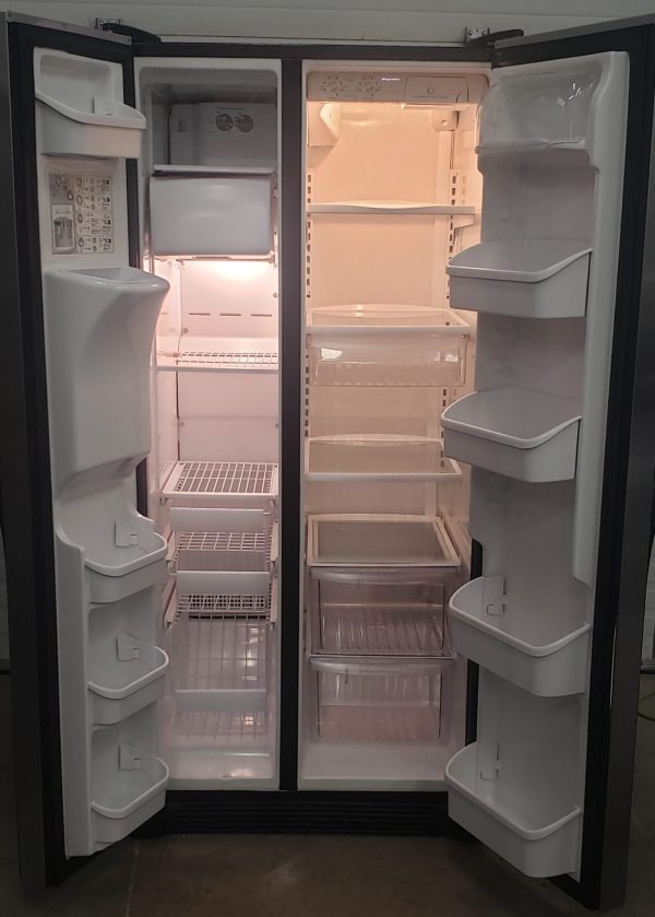 Used Refrigerator Frigidaire - Frs23h5dsb8