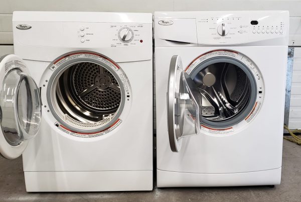 SET WHIRLPOOL APARTMENT SIZE - WASHER WFC7500VW2 AND DRYER YWED7500VW