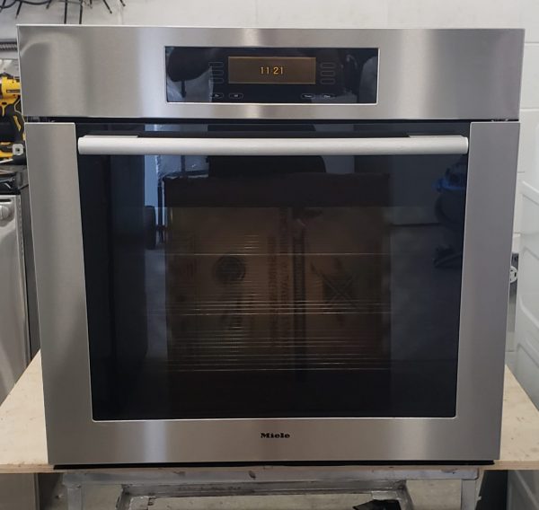Used Built-in Oven Miele H4882bp