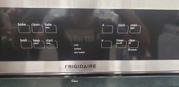 Used Built-in Electrical Oven - Frigidaire Ffew3025psb