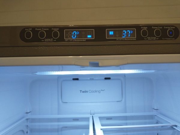 Used Refrigerator Samsung Rf260beaesr