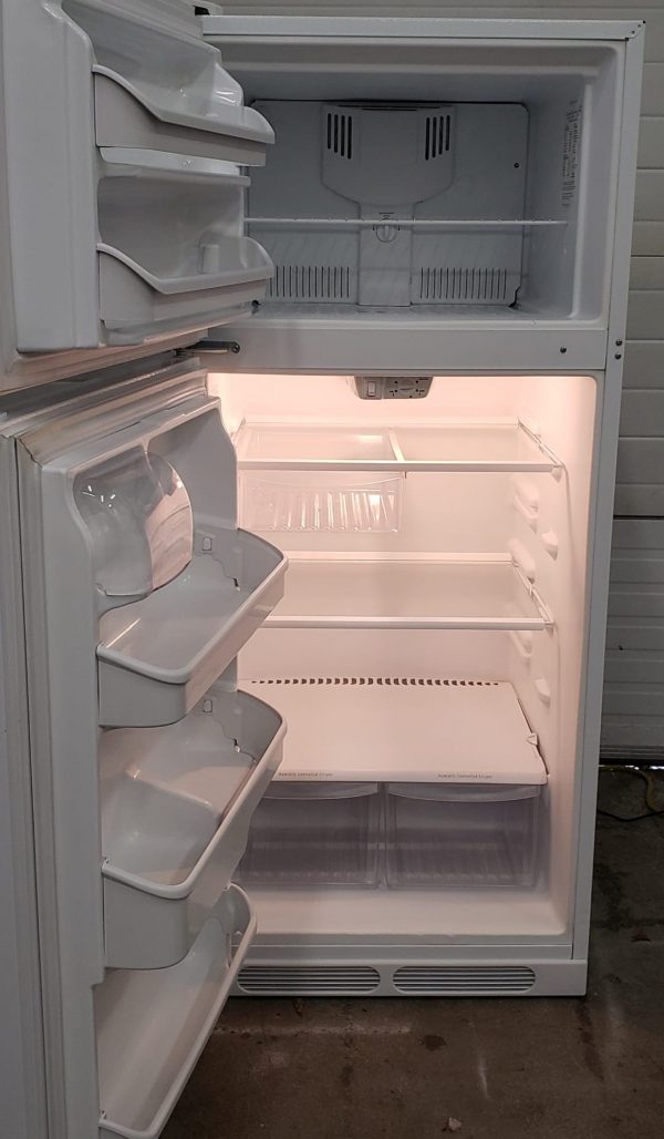 Used Refrigerator Frigidaire Frt17g4bw9