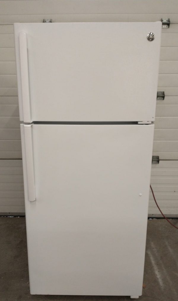 Used Refrigerator GE Gte16fthmrww