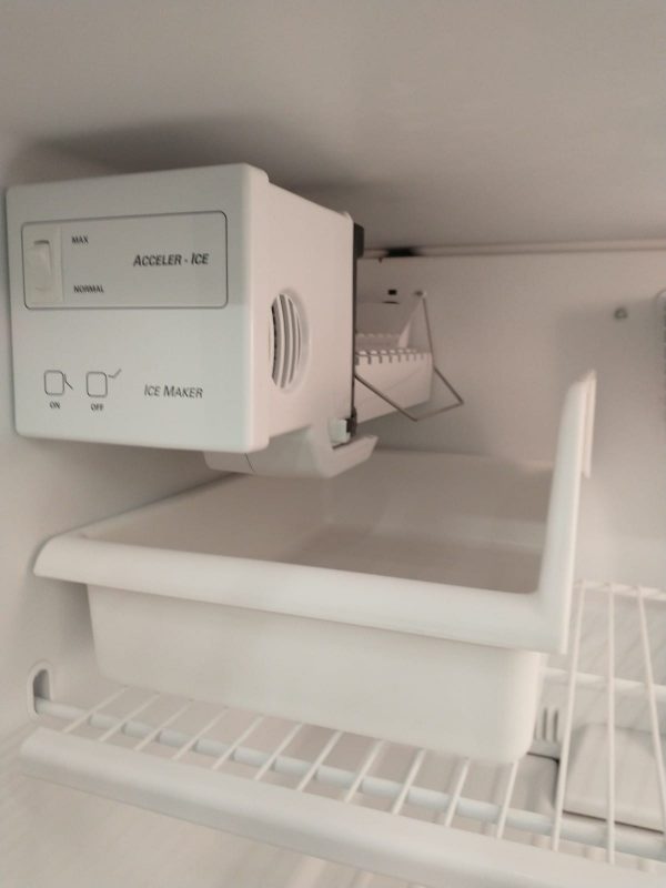 Used Refrigerator Kenmore 106.76243402