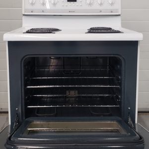 USED ELECTRICAL STOVE FRIGIDAIRE PFEF318AS2 1