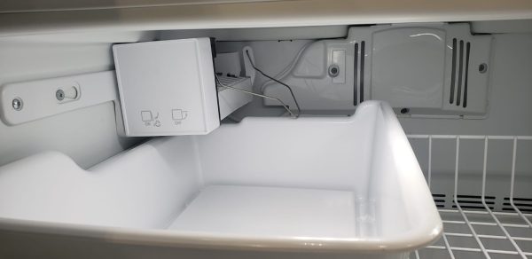 Used Refrigerator Frigidaire Fghm2866pf8a