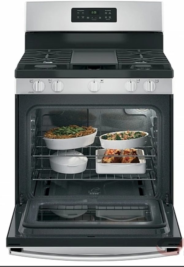 NEW GE STOVE WITH GAS RANGE & BROIL DRAWER JCGBS66SEKSS