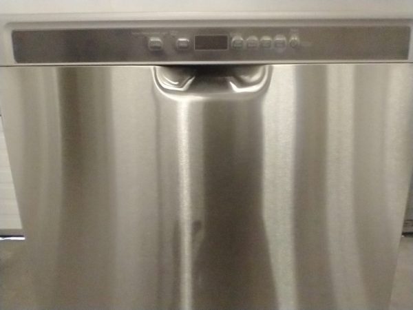 New Open Box Dishwasher Whirlpool Wdf560safm2