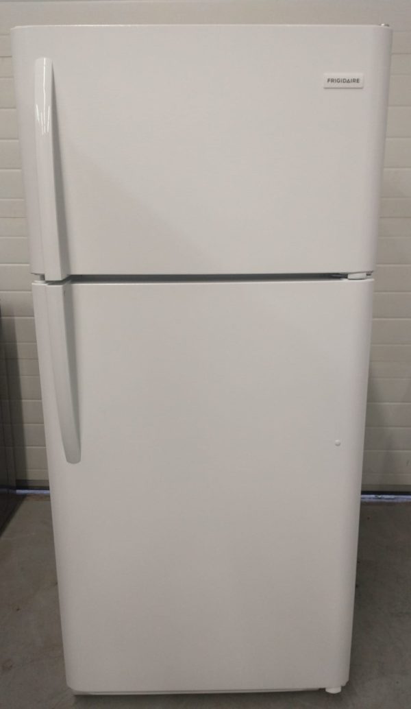 New Open Box Refrigerator Frigidaire Fftr1814twg
