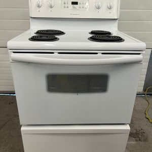 USED ELECTRICAL STOVE FRIGIDAIRE CFEF357CS3 4