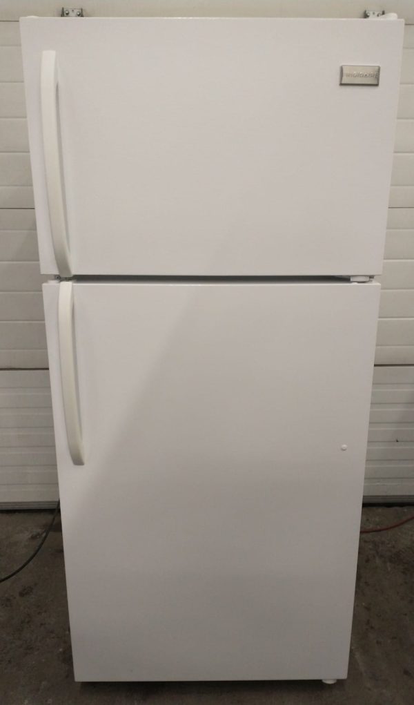 Used Refrigerator Frigidaire Fftr1621rw1