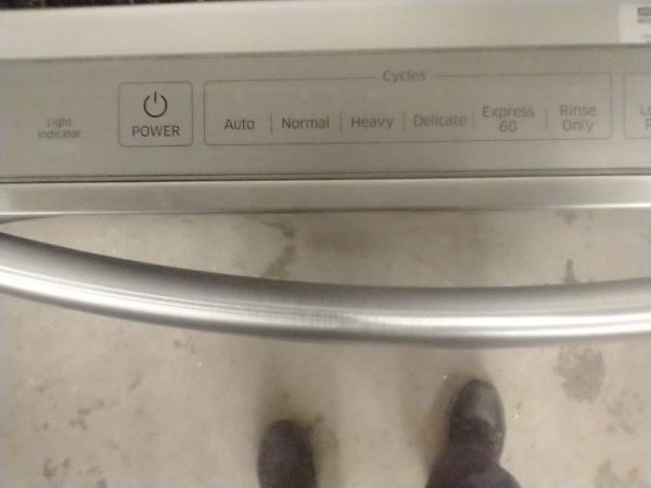 New Dishwasher Samsung Dw80k7050us