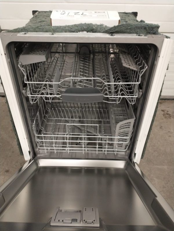New Open Box Dishwasher Bosch Shem3ay52n