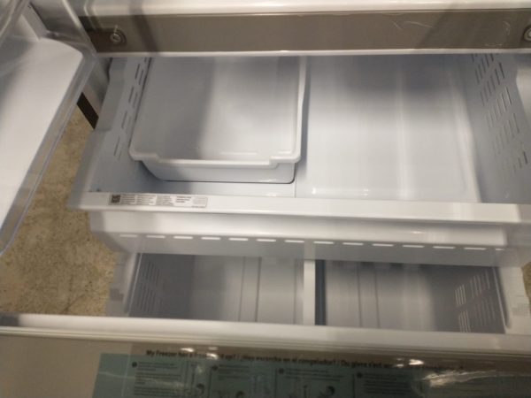 New Open Box Floor Model Refrigerator Samsung Rf220nftasr/aa