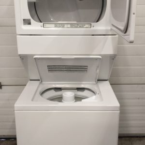 USED LAUNDRY CENTER KENMORE 110 1