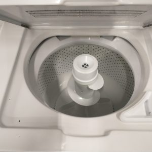 USED LAUNDRY CENTER KENMORE 110 4