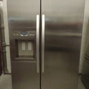 Used Refrigerator Samsung Counter Depth Rf18hfenbsraa