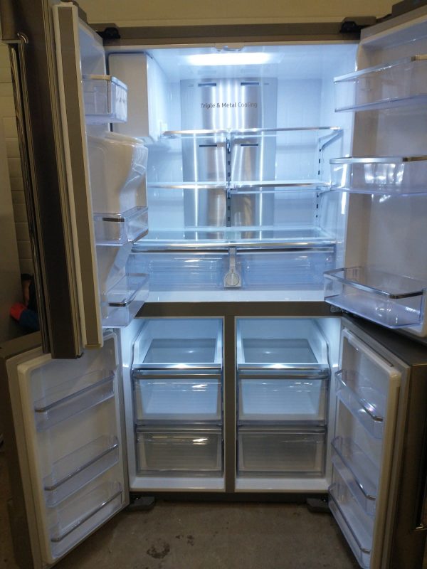 New Open Box Floor Model Refrigerator Rf22m9581sr/aa Counter Depth
