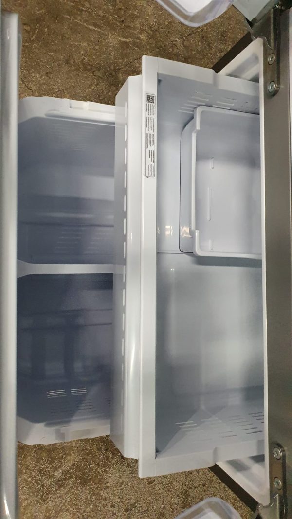Used Refrigerator Samsung RF220NFTASR