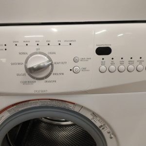 SET WHIRLPOOL APPARTMENT SIZE WASHER WFC7500VW2 AND DRYER YWED7500VW 2