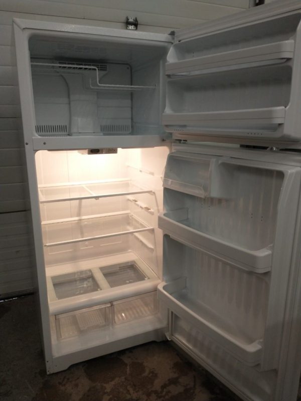Used Refrigerator Moffat Mts17gbserww