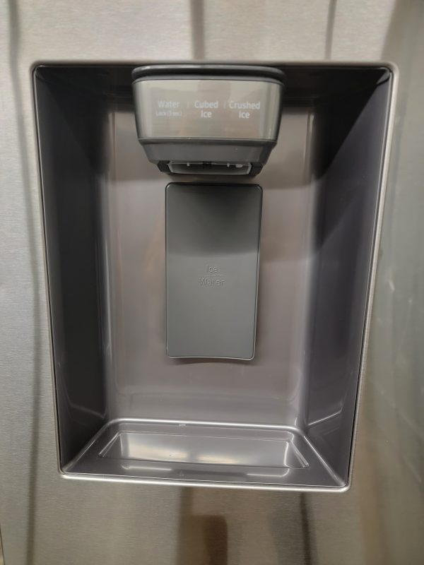 Used Refrigerator Samsung Rf27t5201sr