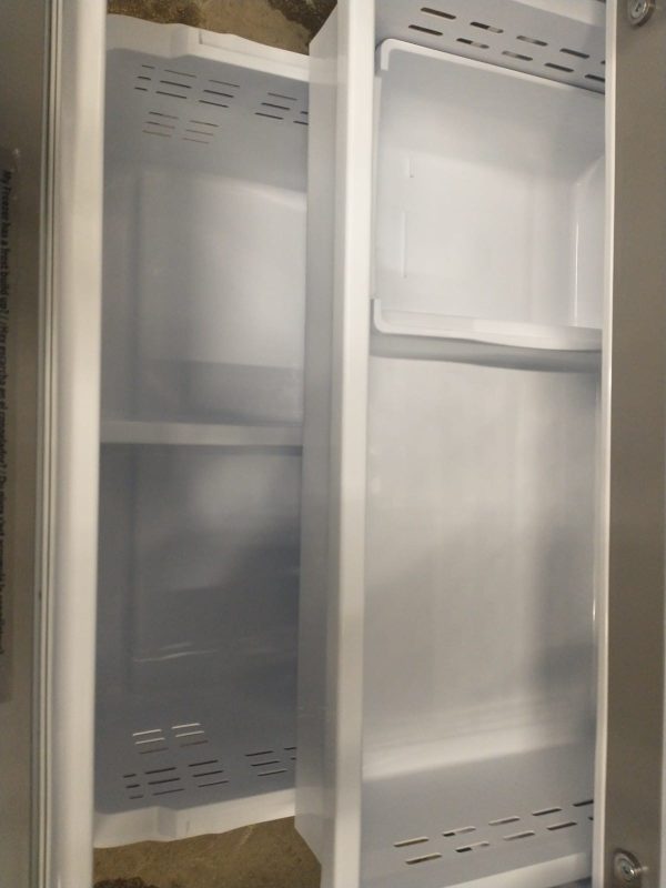 Used Refrigerator Samsung Rf28t5021sr