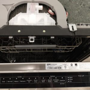 NEW OPEN BOX FLOOR MODEL DISHWASHER SAMSUNG DW80K5050UG 3