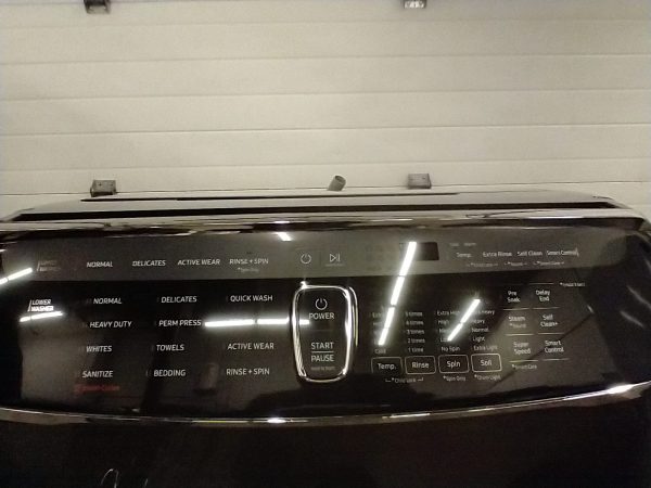 New Open Box Floor Model Flexwash One Machine. Two Washers In One  Samsung Wv60m9900av
